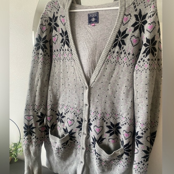 VS Pink Knit Hooded Sweater Size Medium - Picture 4 of 4